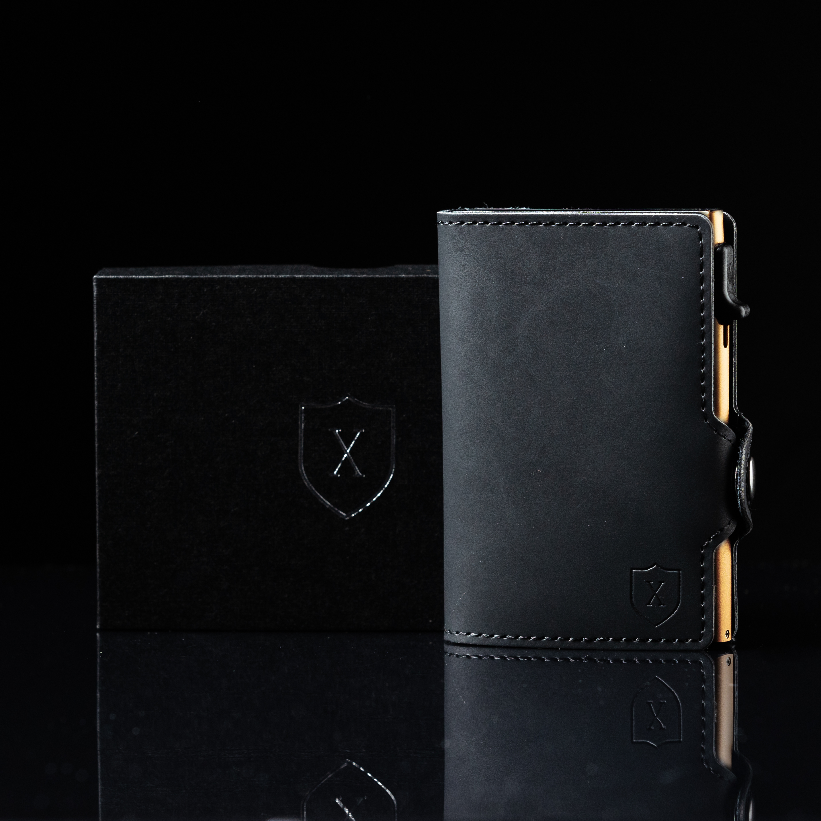 #Billetera Modelo Deluxe (Color)_Black & Gold